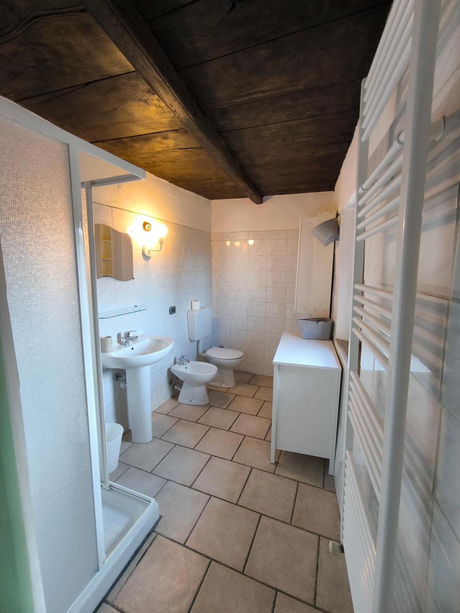 Locanda Montecarlo Lesegno Buitenkant foto