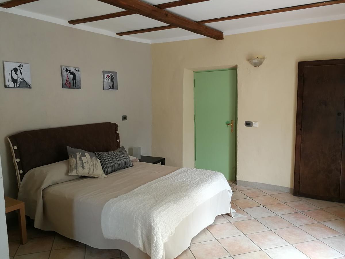 Locanda Montecarlo Lesegno Buitenkant foto