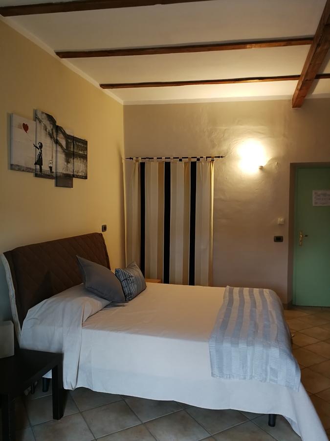 Locanda Montecarlo Lesegno Buitenkant foto